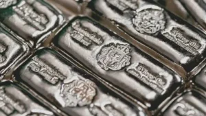 Staggering 5800% rise in Silver imports from UAE raise the alarms